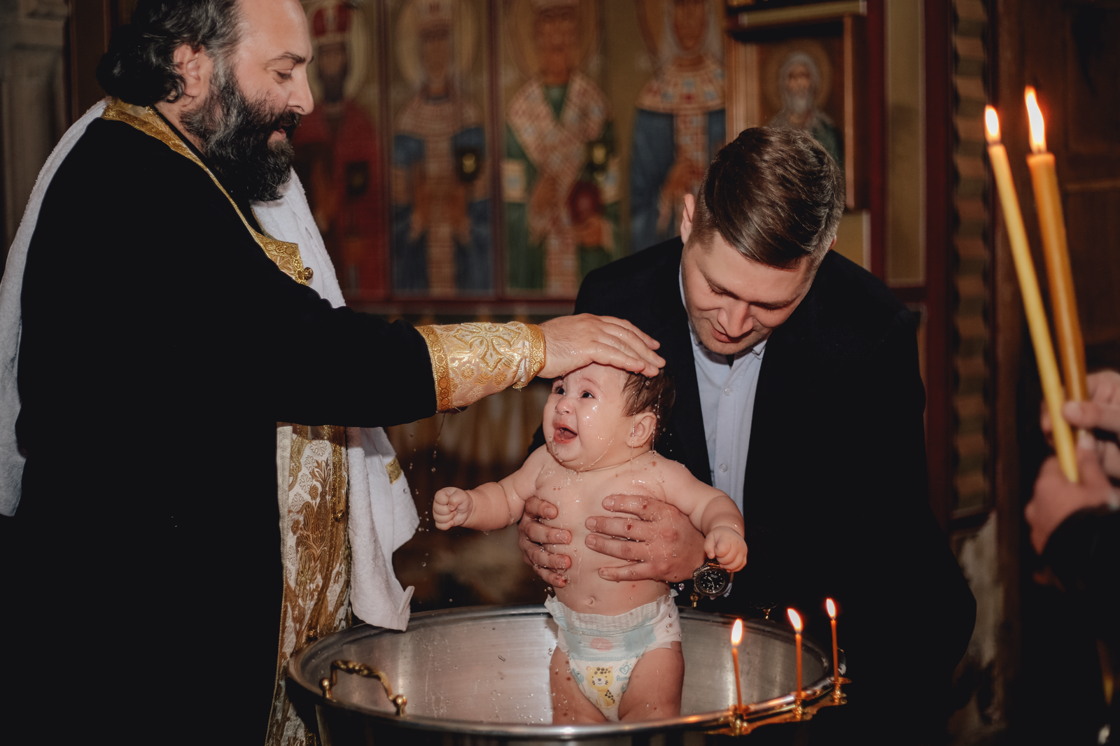 Baptême d’un enfant lors de la cérémonie